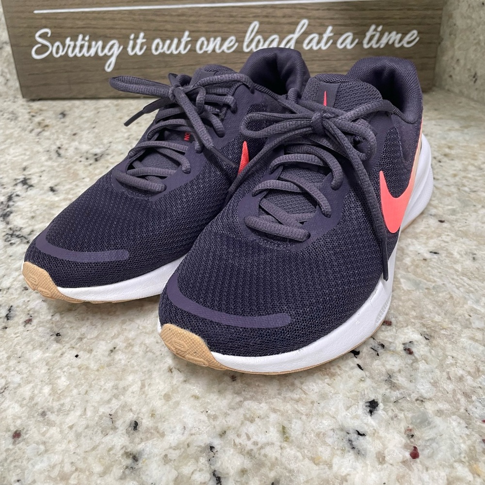 Nike Women’s Revolution 7 Running Shoe